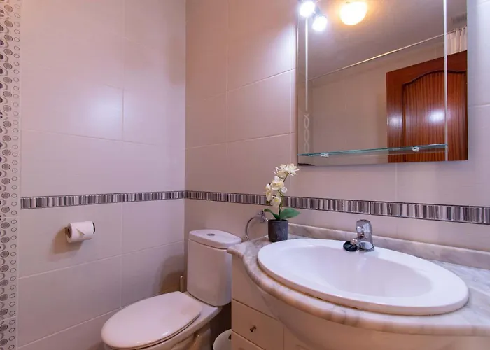 Santa Maria 30 - One Bed With Pool And Sea View Апартаменти