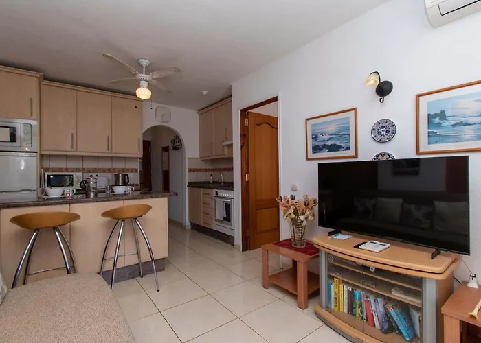 Santa Maria 30 - One Bed With Pool And Sea View *