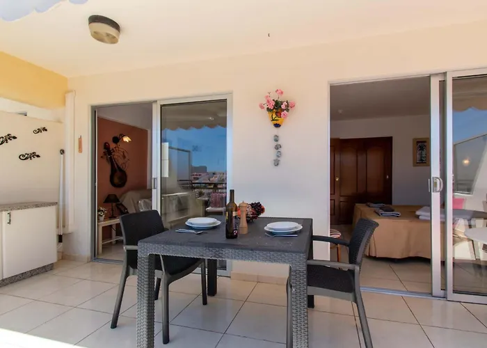 Апартаменти Santa Maria 30 - One Bed With Pool And Sea View Адехе