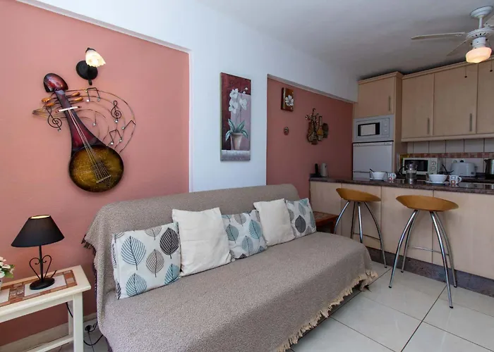 Santa Maria 30 - One Bed With Pool And Sea View Апартаменти