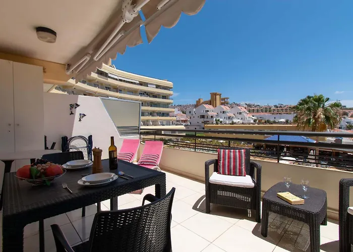 Santa Maria 30 - One Bed With Pool And Sea View *